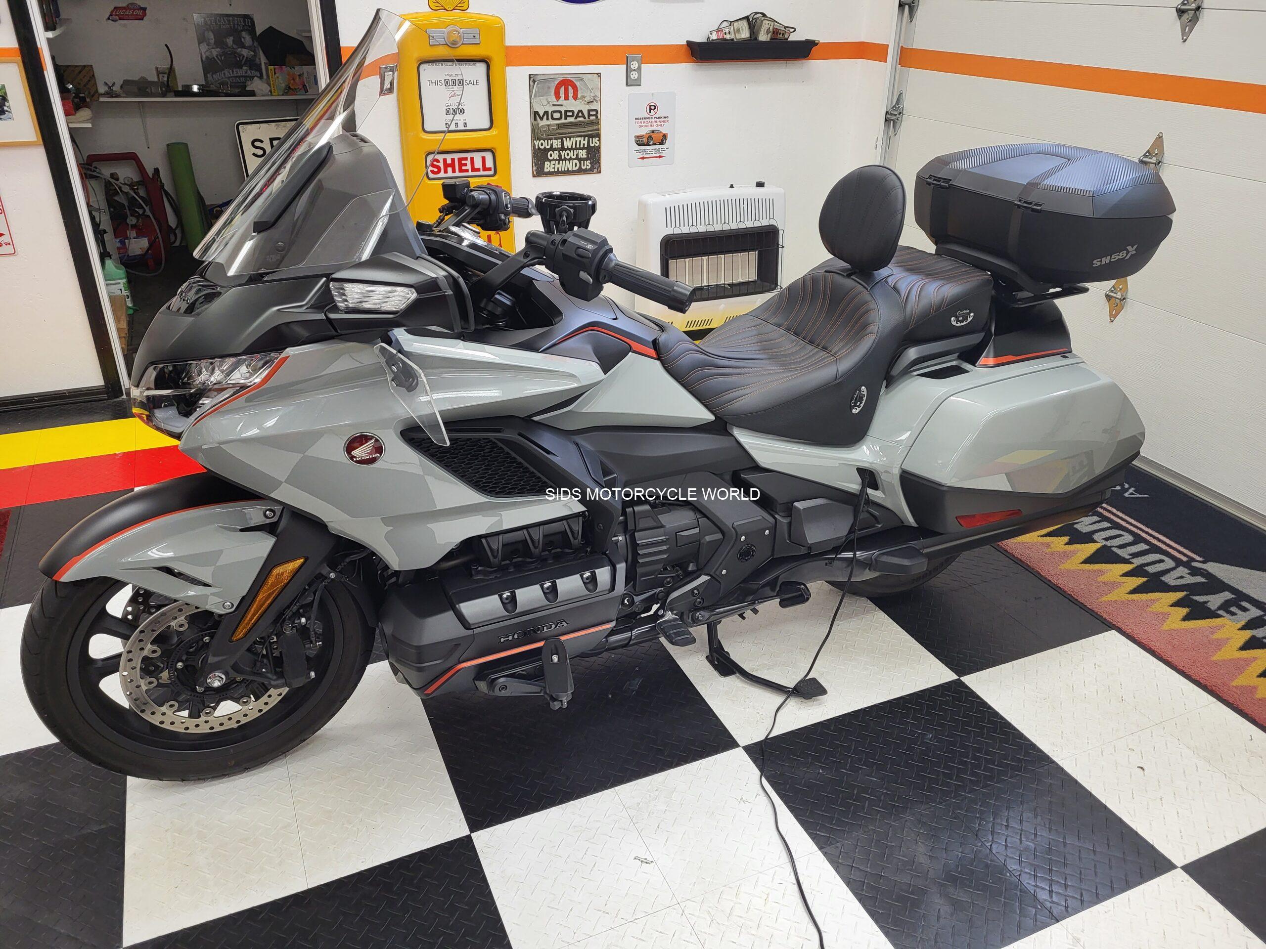 GOLDWING TRUNK/KIT - Image 2